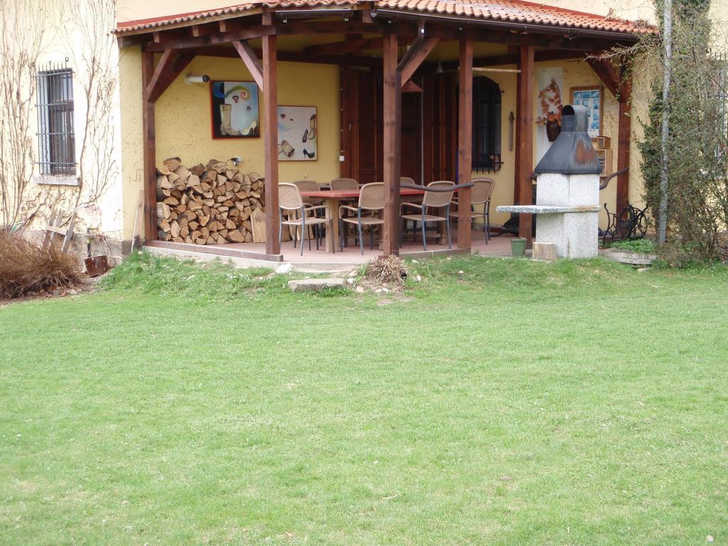 Apartment Pension Stara Skola *